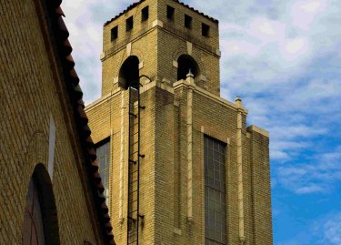 North Historic District, Savannah near Wren's Hollow